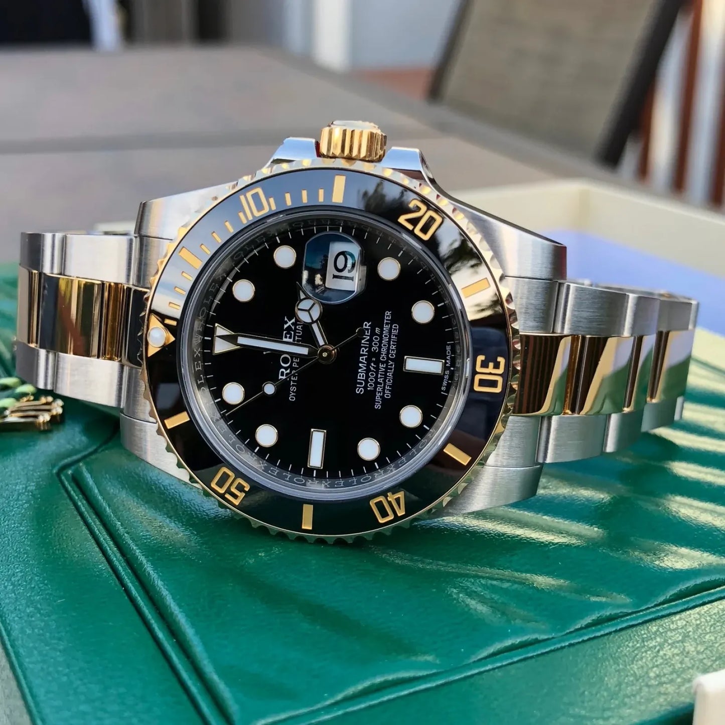 Submariner gold black